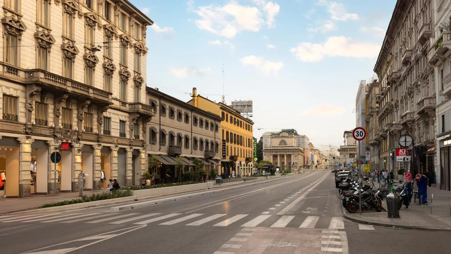 Apartamento Luxury Melzo 8 - Porta Venezia Milán Italia
