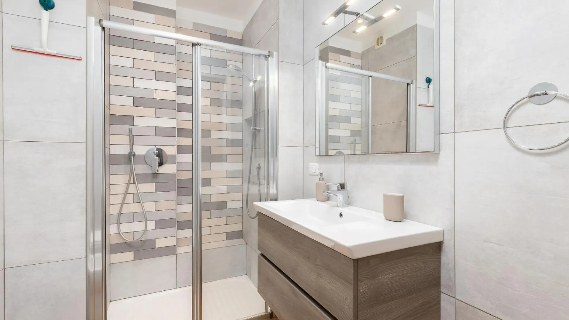 Luxury Melzo 8 - Porta Venezia Apartman Milánó 0*,