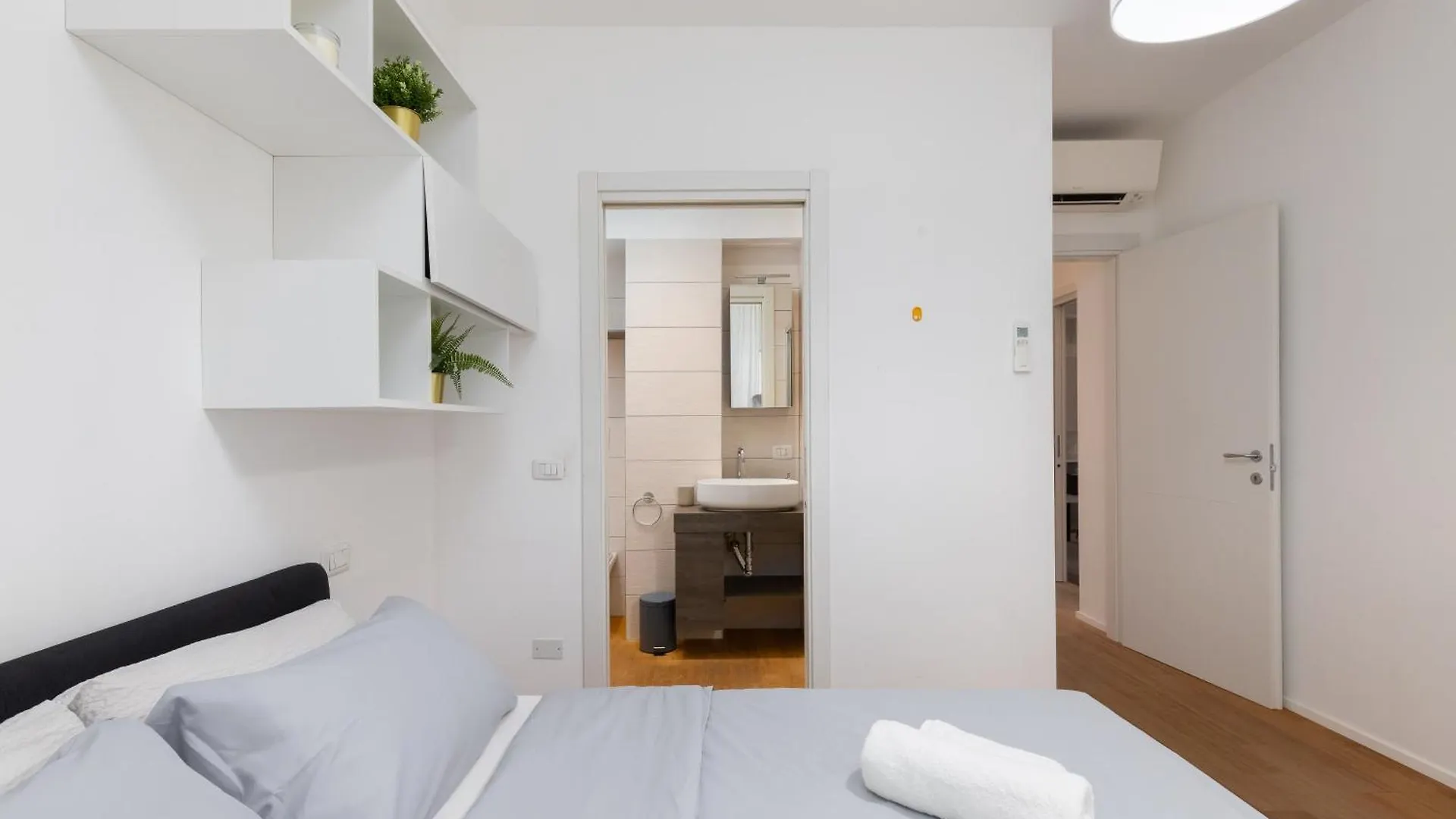 Luxury Melzo 8 - Porta Venezia Lägenhet Milano
